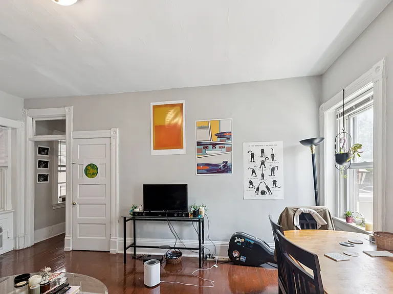 501 N 35th St #1F — Photo 10