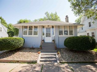 1455 W 2nd St, Waterloo, IA 50701