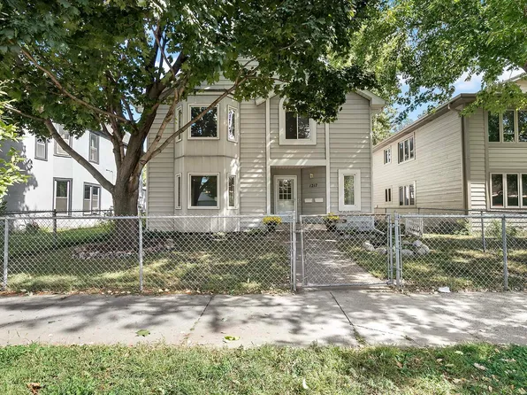 1217 4th St NE, Minneapolis, MN 55413