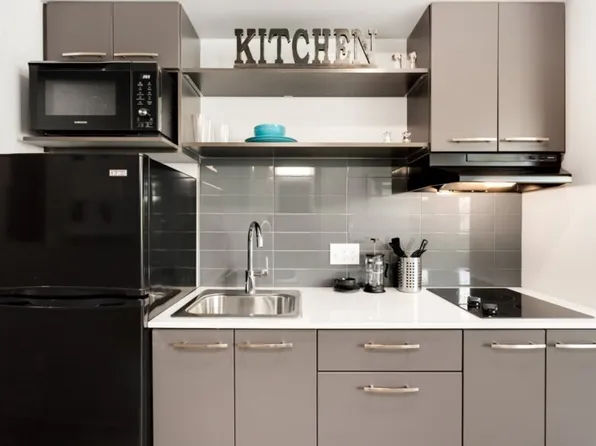 Sol Studios, 1814 E John St Unit 210, Seattle, WA 98112