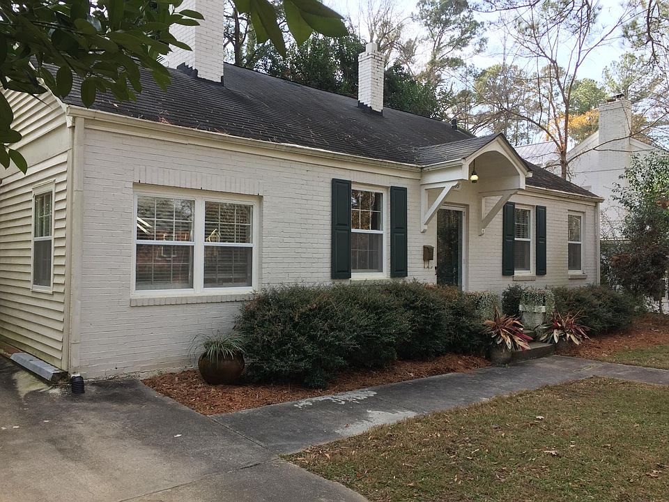 2nd image of 2505 Van Dyke Ave