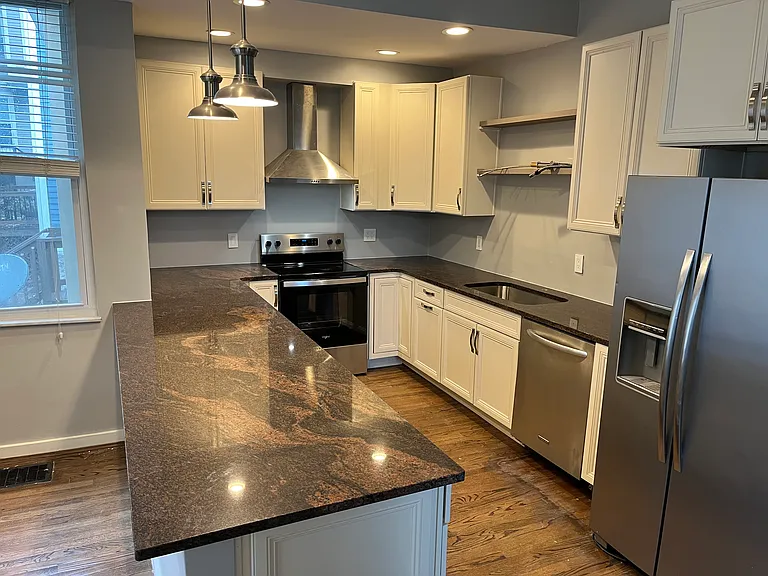2303 Kemper Ln #1 — Photo 6