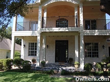 shady front porch and deck