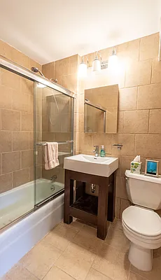 Sold by OnePoint Real Estate Group | media 4