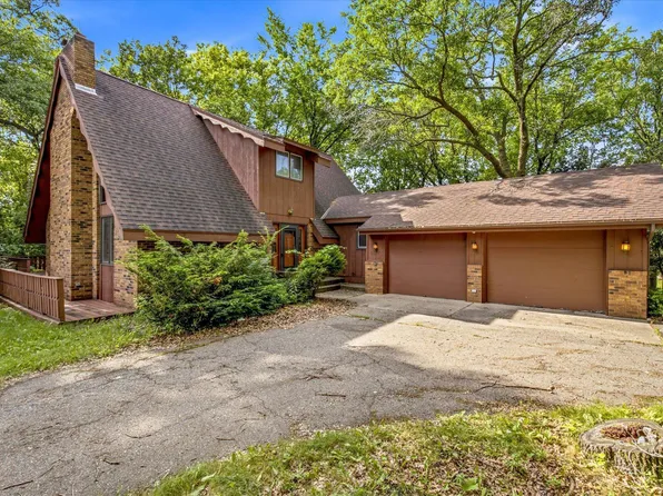 1817 Oregon Trl, Saint Cloud, MN 56301