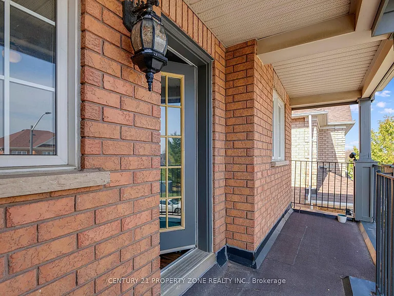 3893 Manatee Way #UPPER — Photo 26