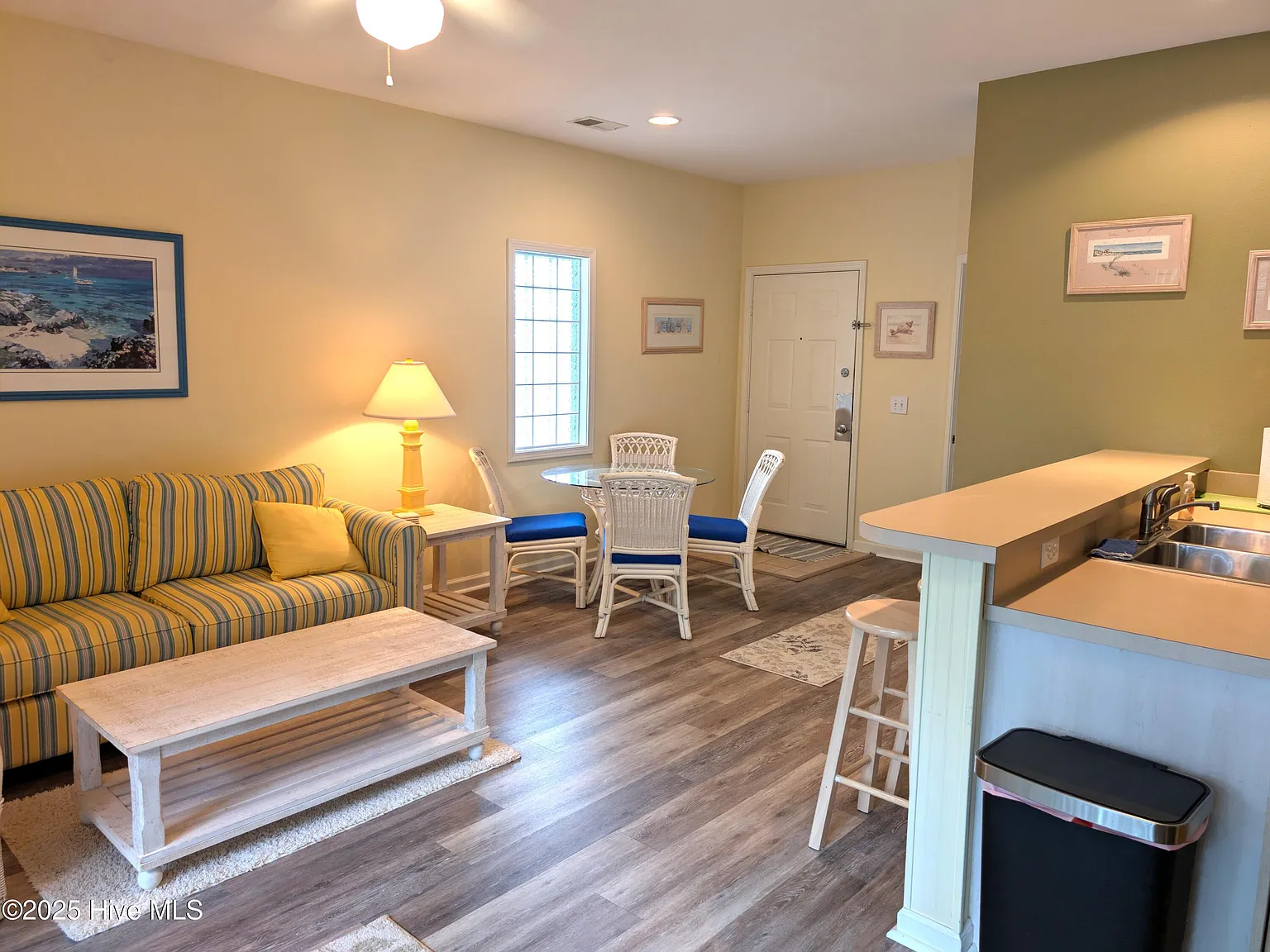 2 bed, 2.0 bath, 861 sqft, $1,500 — Photo 4