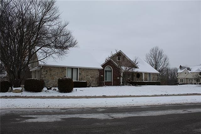 1st image of 4825 S Tierney Dr
