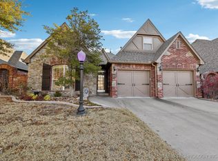 9019 N 100th East Ave, Owasso, OK 74055