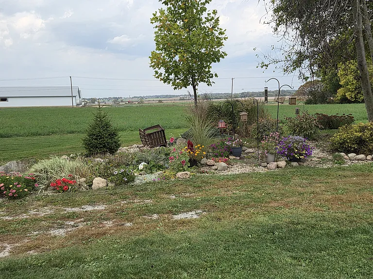 County Road 42 — Photo 15