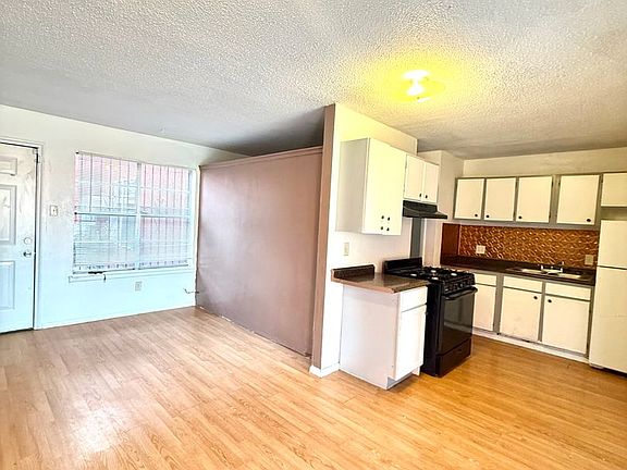 2nd image of 2800 Vail Ave SE