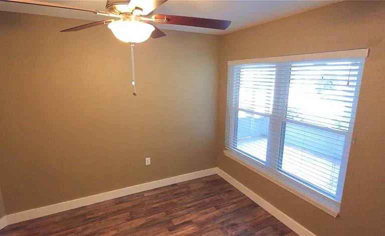4743 Larchmont Ct — Photo 21