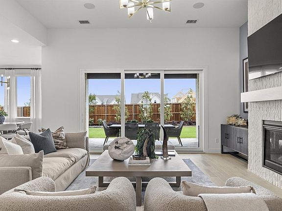 7th image of this home