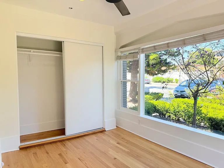 4242 Campus Ave — Photo 10