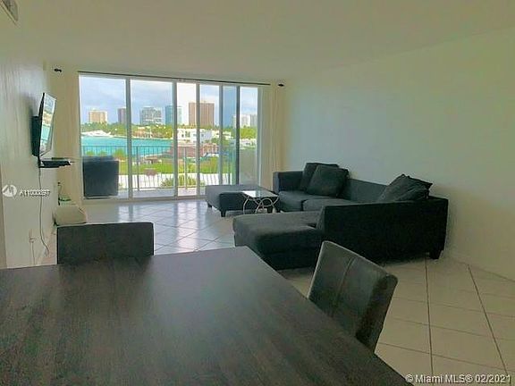 5th image of 10350 W Bay Harbor Dr APT 4E