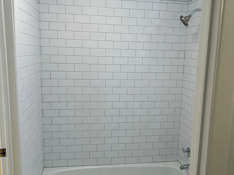 515 Basswood Ave #B27 — Photo 13