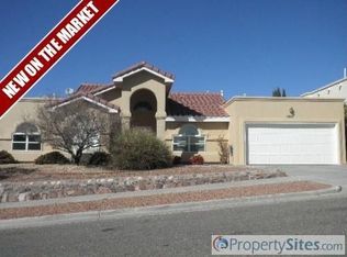 6801 Pearl Ridge Dr, El Paso, TX 79912