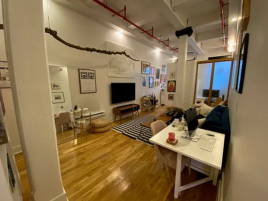 Rented by Dream Space Realty | media 11