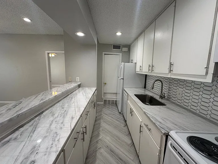 3626 Prescott Ave — Photo 11