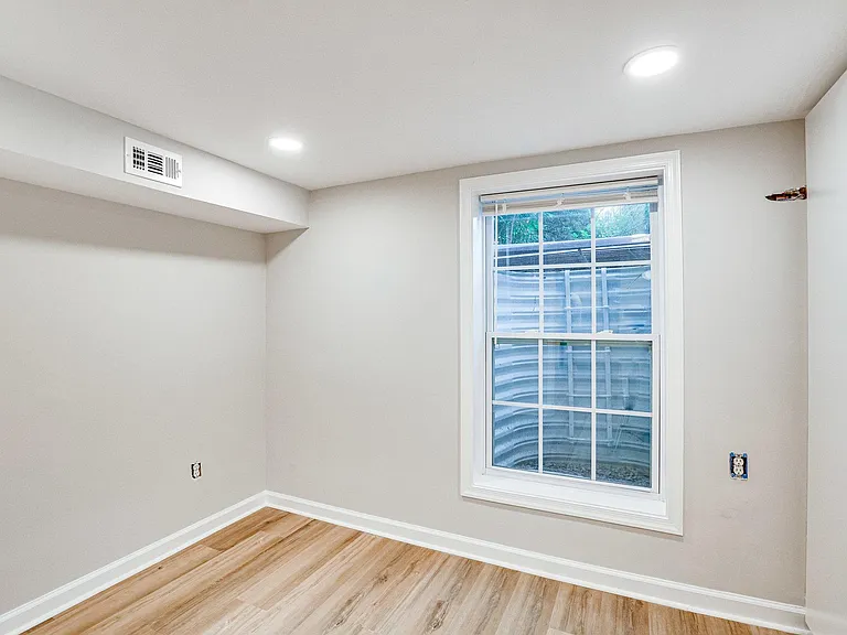 1519 N Stafford St #B — Photo 18