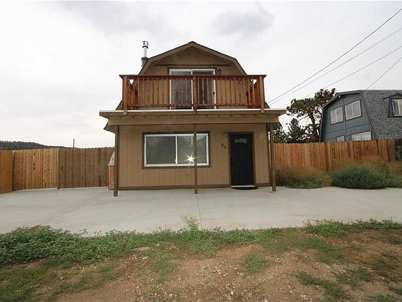 2nd image of 816 Cypress Ln