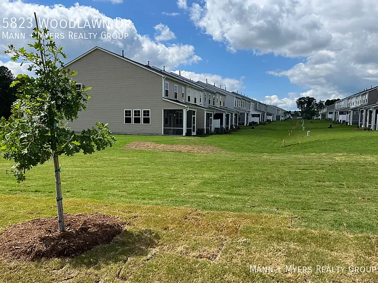 5823 Woodlawn Dr — Photo 1