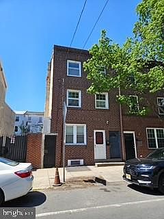 2nd image of 1628 N 2nd St