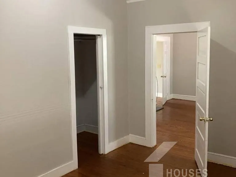 263 Beacon St — Photo 9