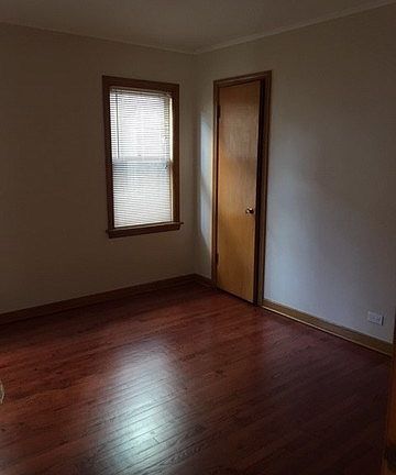 3rd image of 5305 W Wrightwood Ave #1