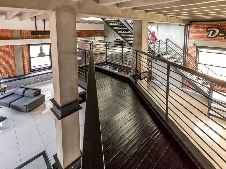 Spring Tower Lofts — Photo 16
