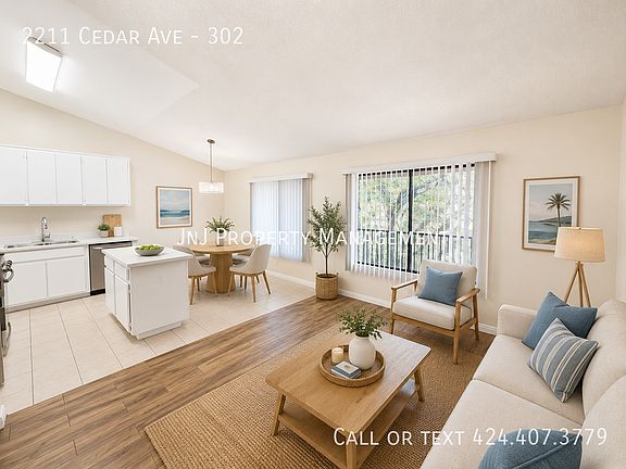 5th image of 2211 Cedar Ave APT 302