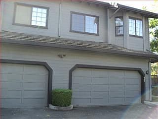 3rd image of 608 W Sunnyoaks Ave