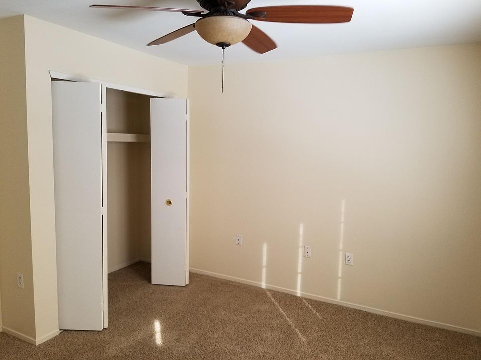 1256 Oxford Manor Ct APT 1, South Lyon, MI 48178 Zillow