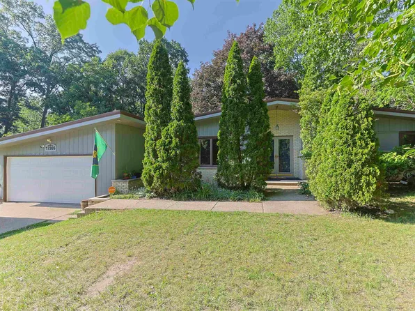 17305 Fergus Dr, South Bend, IN 46635