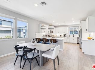 782 Daniel Freeman Cir, Inglewood, CA 90301