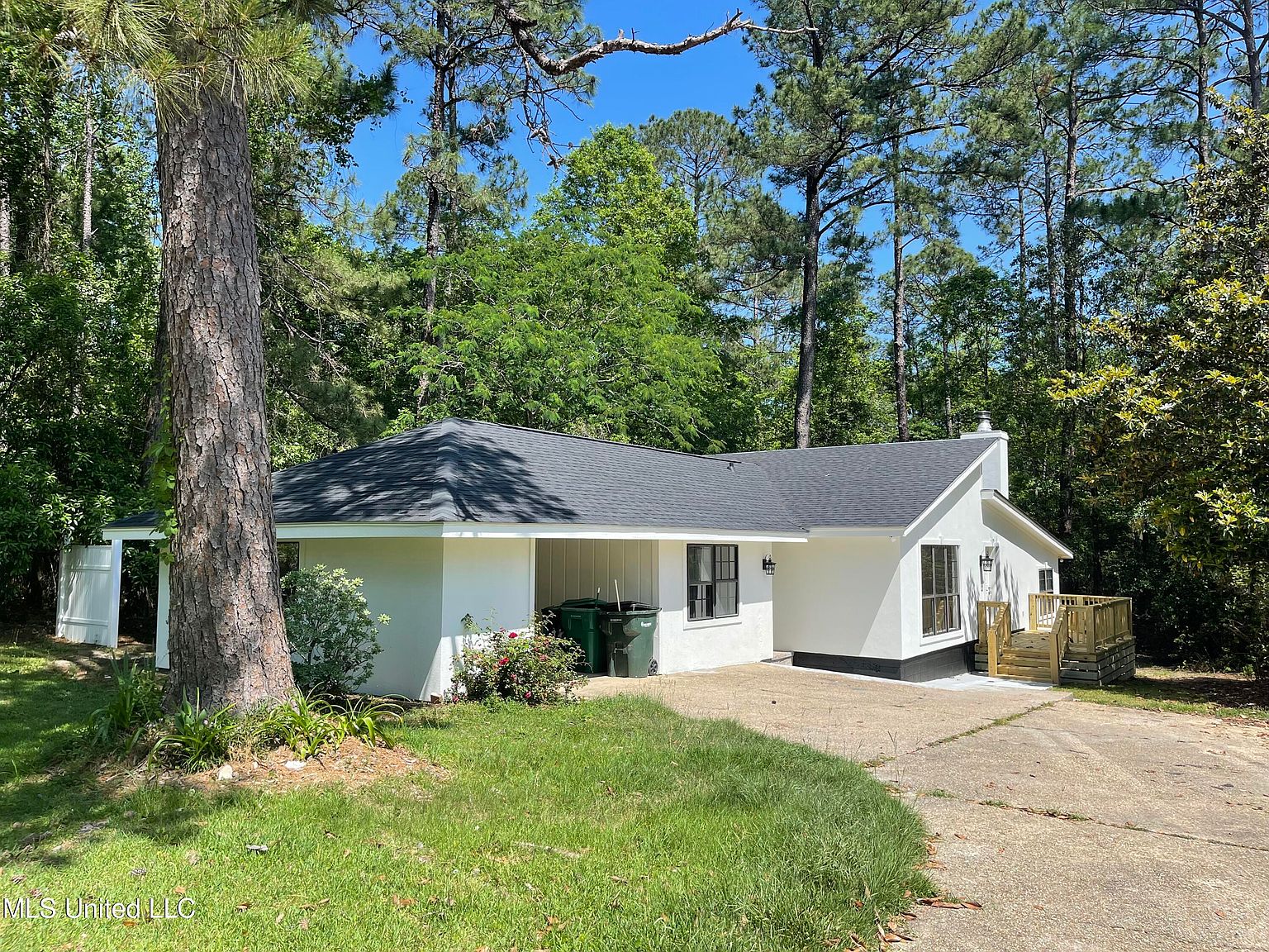85531 Diamondhead Dr W, Diamondhead, MS 39525 Zillow