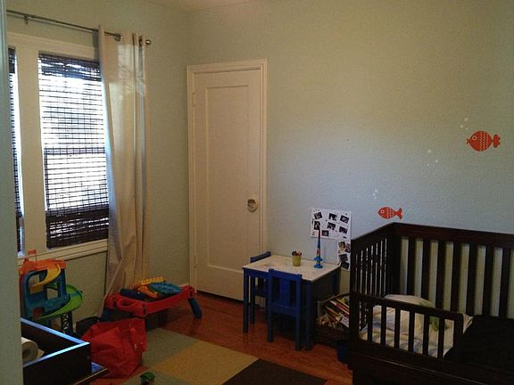2nd image of 960 3rd Ave