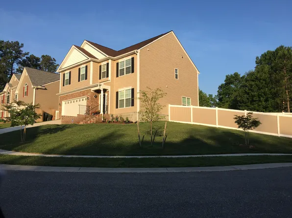 103 Paths Ridge Ct, Yorktown, VA 23690