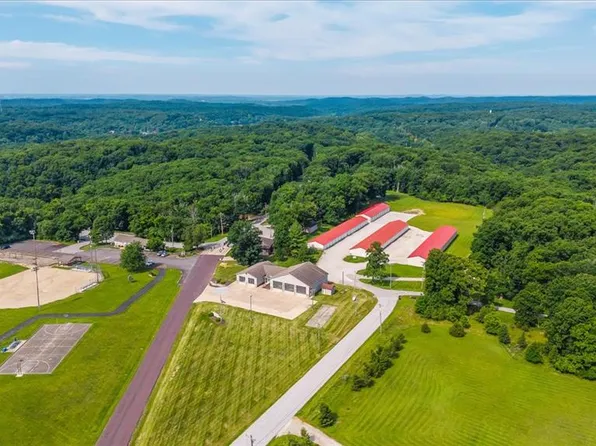 571 Marina Dr, Marthasville, MO 63357