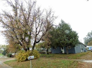 413 3rd Ave, Belle Fourche, SD 57717