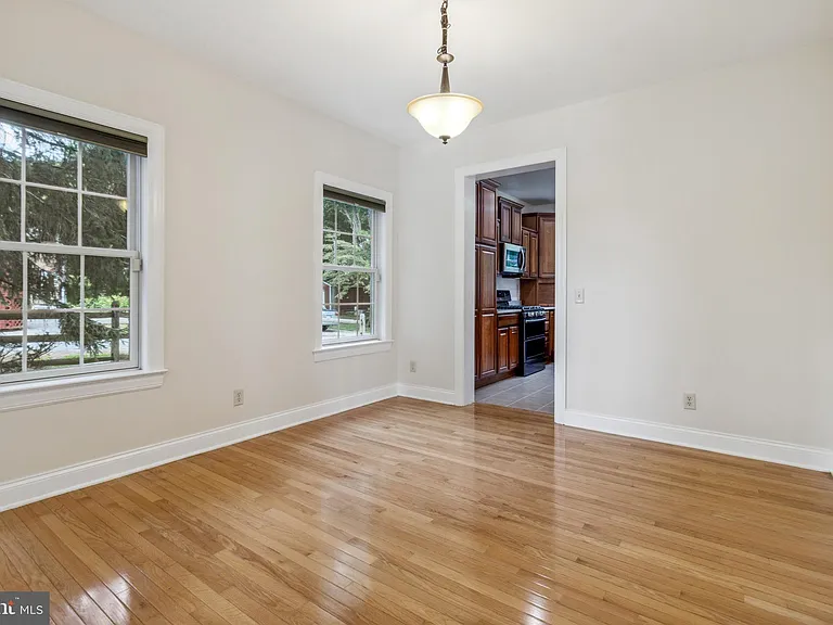9818 Lyons Mill Rd — Photo 24