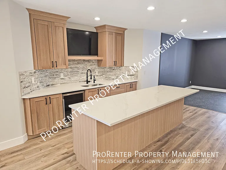 843 Eaglepointe Dr — Photo 36