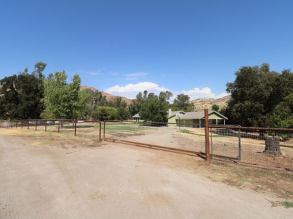 2nd image of 38724 Road 206