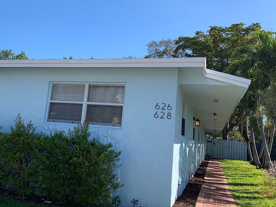 1st image of 628 SW 7th Ave