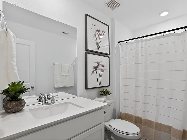 Overlook at Fairwater Rental Homes — Photo 12