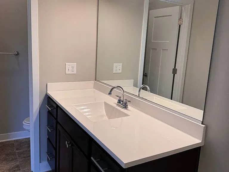 1303 Tides Edge Ct — Photo 12