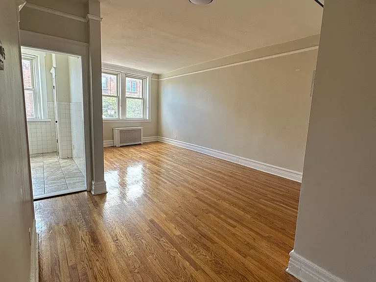 423 Kearny Ave #2 — Photo 2