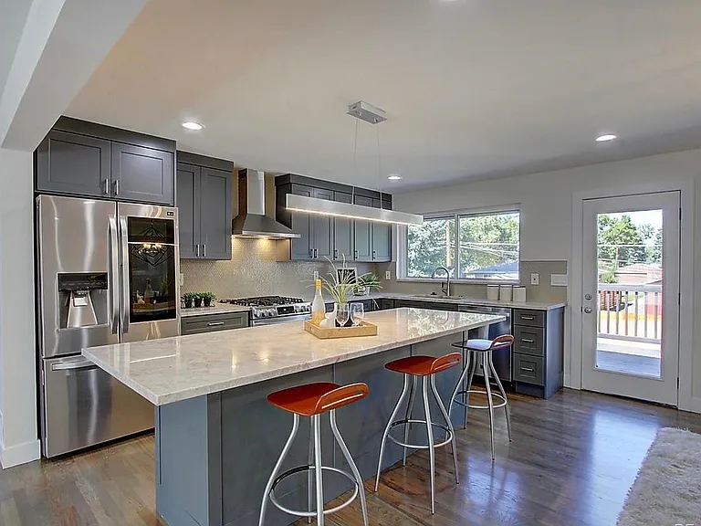6102 W 62nd Ave — Photo 8