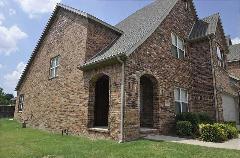 1st image of 4105 N Meadow View Dr