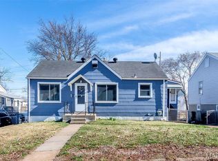 5736 Gaylord Dr, Saint Louis, MO 63136